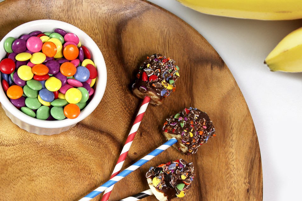 Recette de sucettes-gâteaux aux bananes et SMARTIES (250 g)
