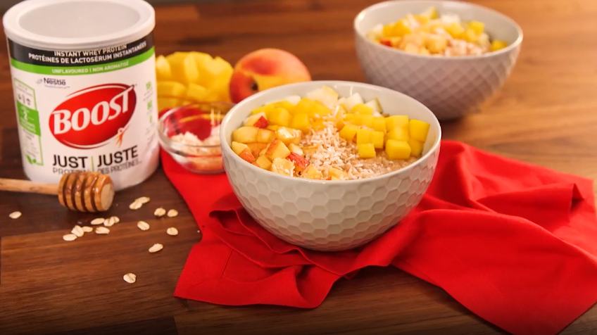 BOOST Just Protein Chai-Spice Power Bowl Recette. Donnez à votre gruau une sensation exotique avec les saveurs chaudes du chai.