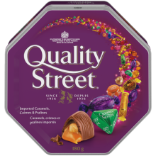 Boîte de fête QUALITY STREET, 180 grammes. Assortiment de caramels, crèmes et pralines au chocolat dans un coffret de vacances.