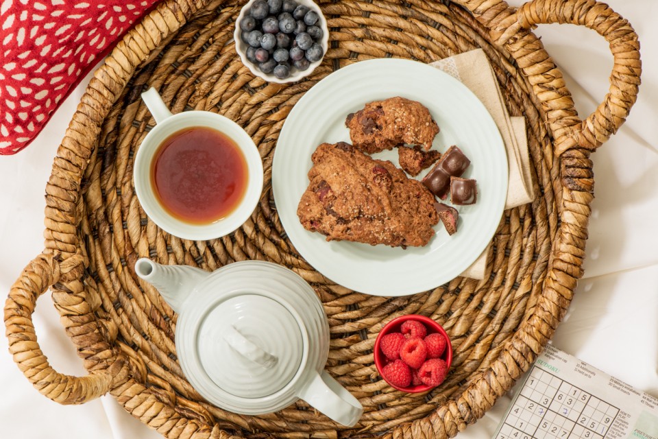 Recette de scones à la truffe aux cerises noires AERO. Désert parfait ou collation d'après-midi.