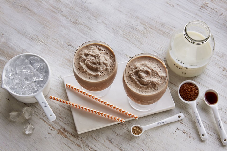 Iced Chai Cappuccino recipe. So easy to make, you can throw it together and say goodbye to the usual coffeehouse routine.